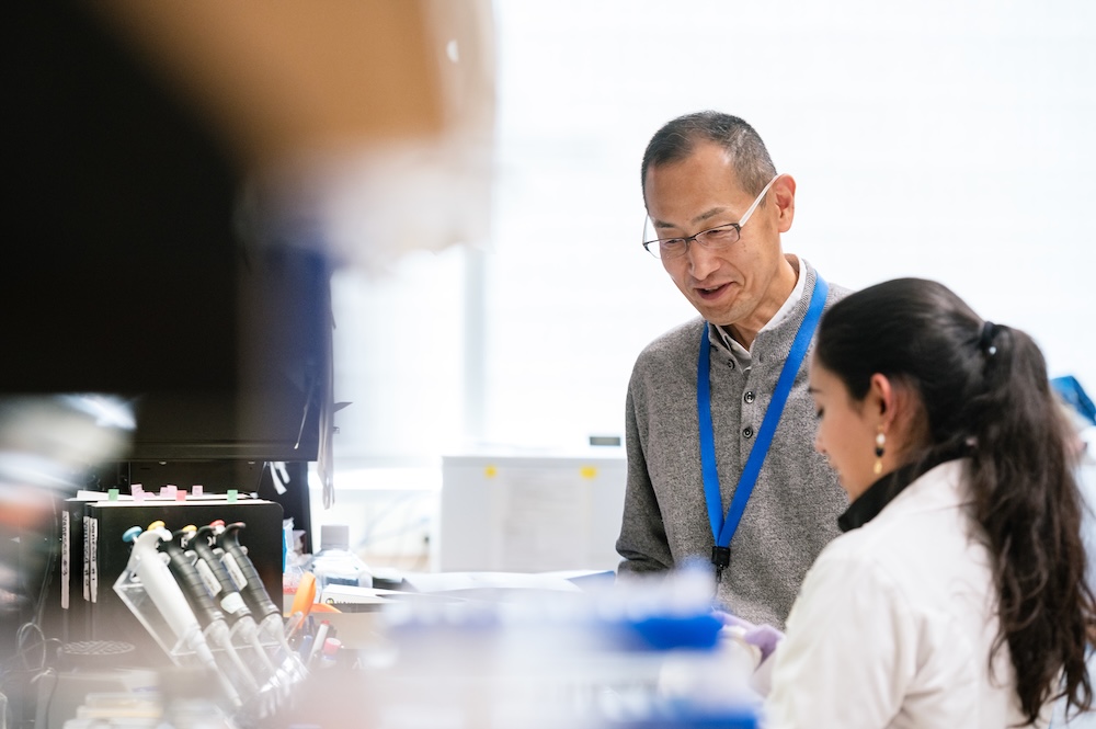 Gladstone Institutes stem cell scientist Shinya Yamanaka in his research lab.